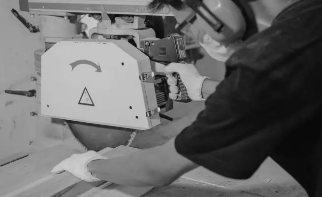 our-factory-mobile-7